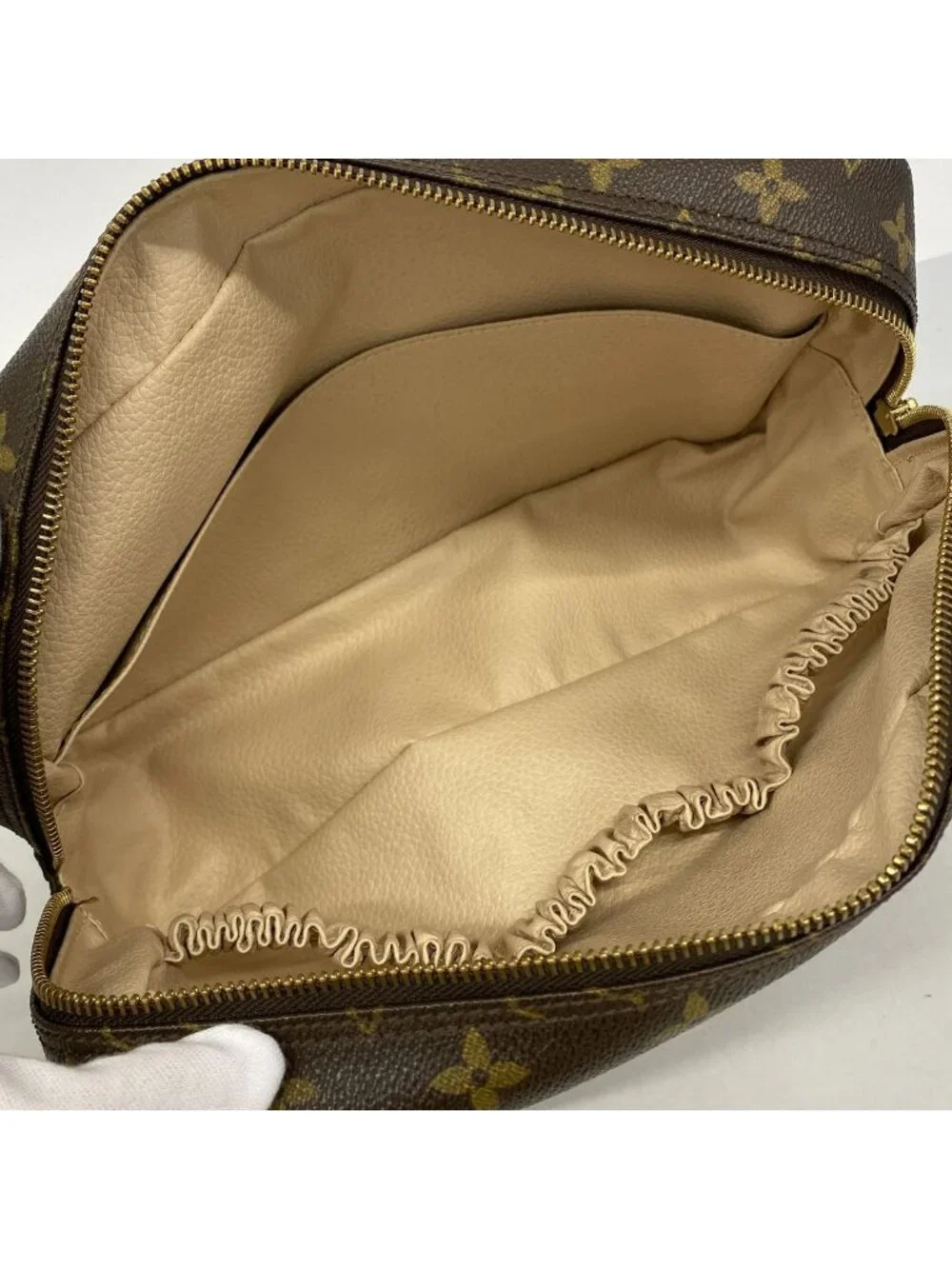 Louis Vuitton Pouch Monogram Trousse Toilet 28 Brown